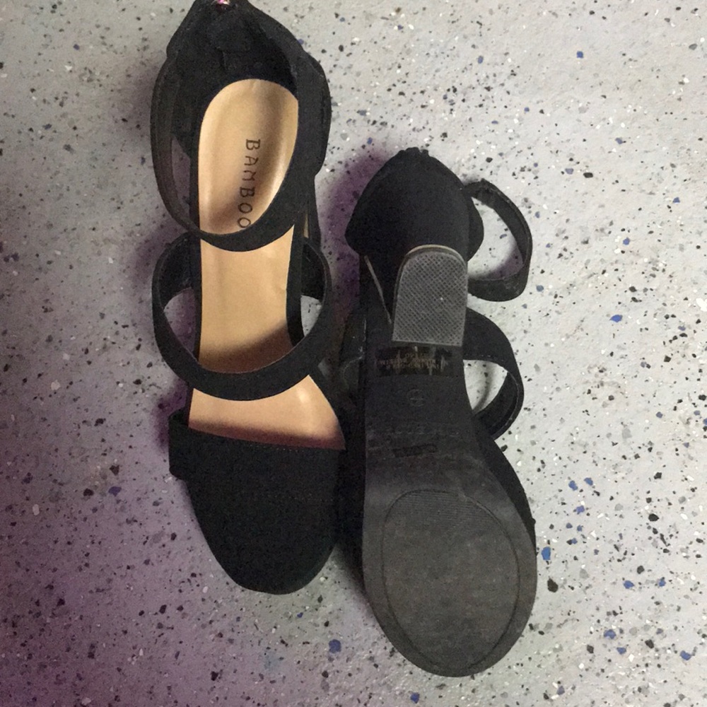 Heels - Picture 3 of 5